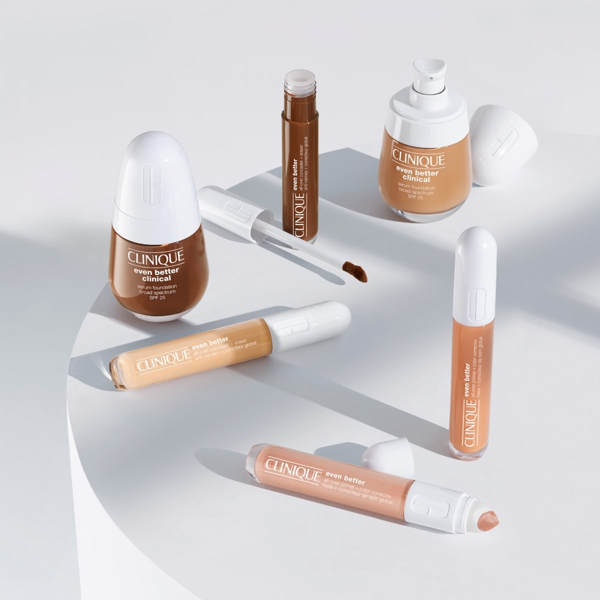 CLINIQUE Even Better Base + Correcteur de Teint Global
