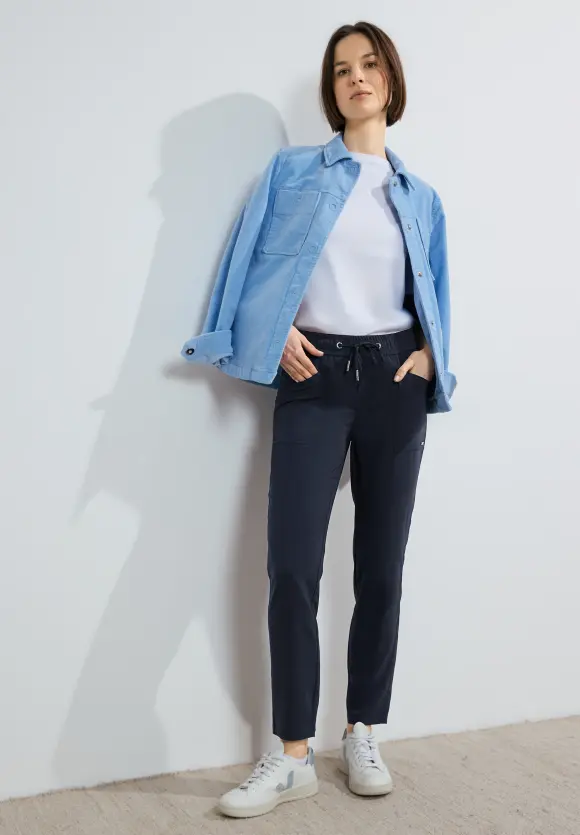 Casual Fit Hose - universal blue