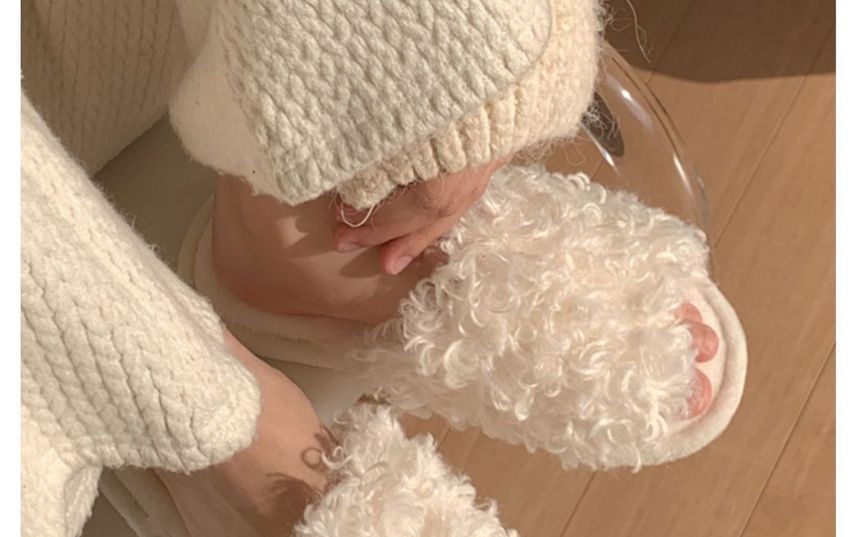 Dalli Daisy - Fluffy Slippers
