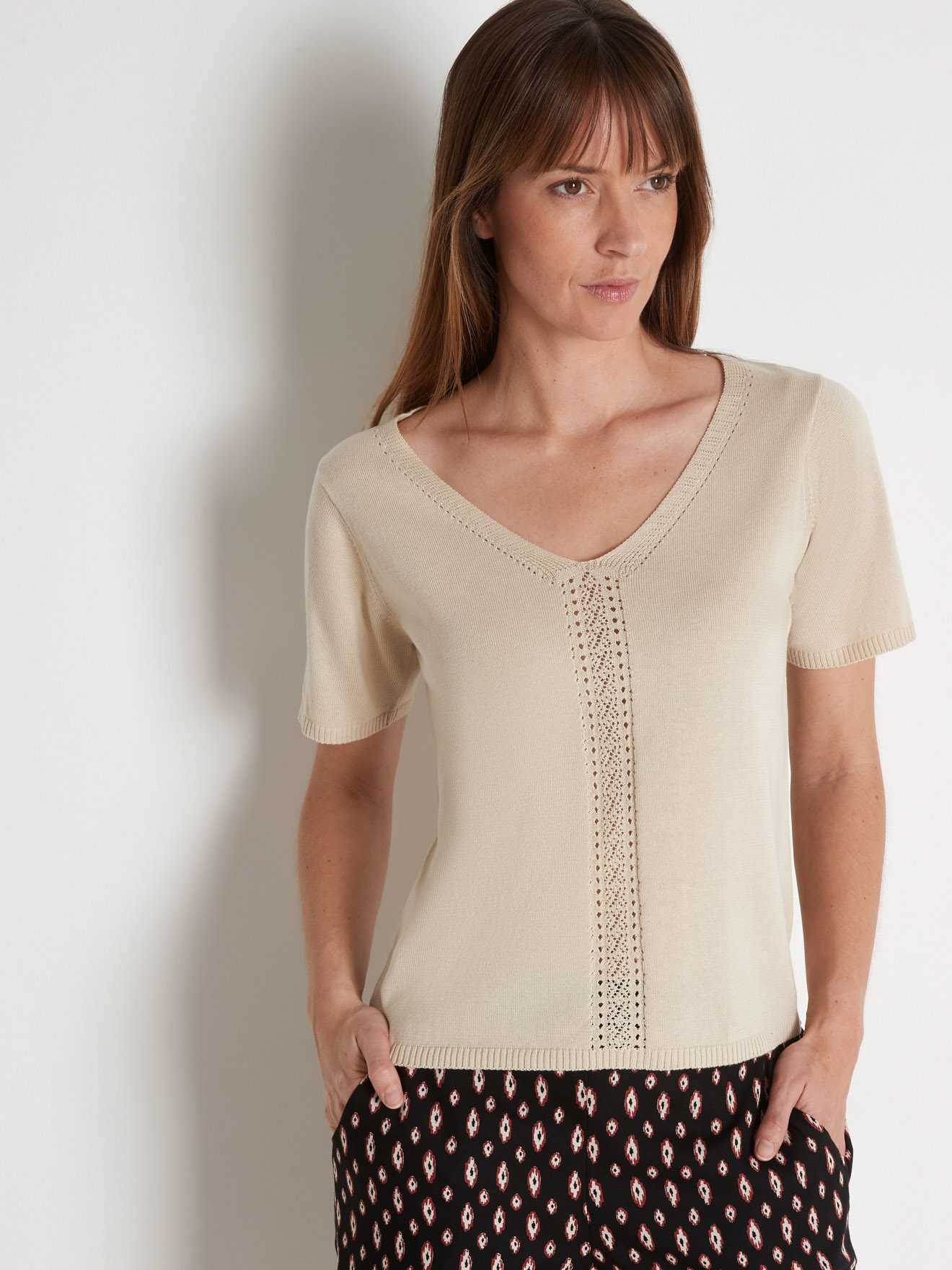 Pull col V manches courtes
