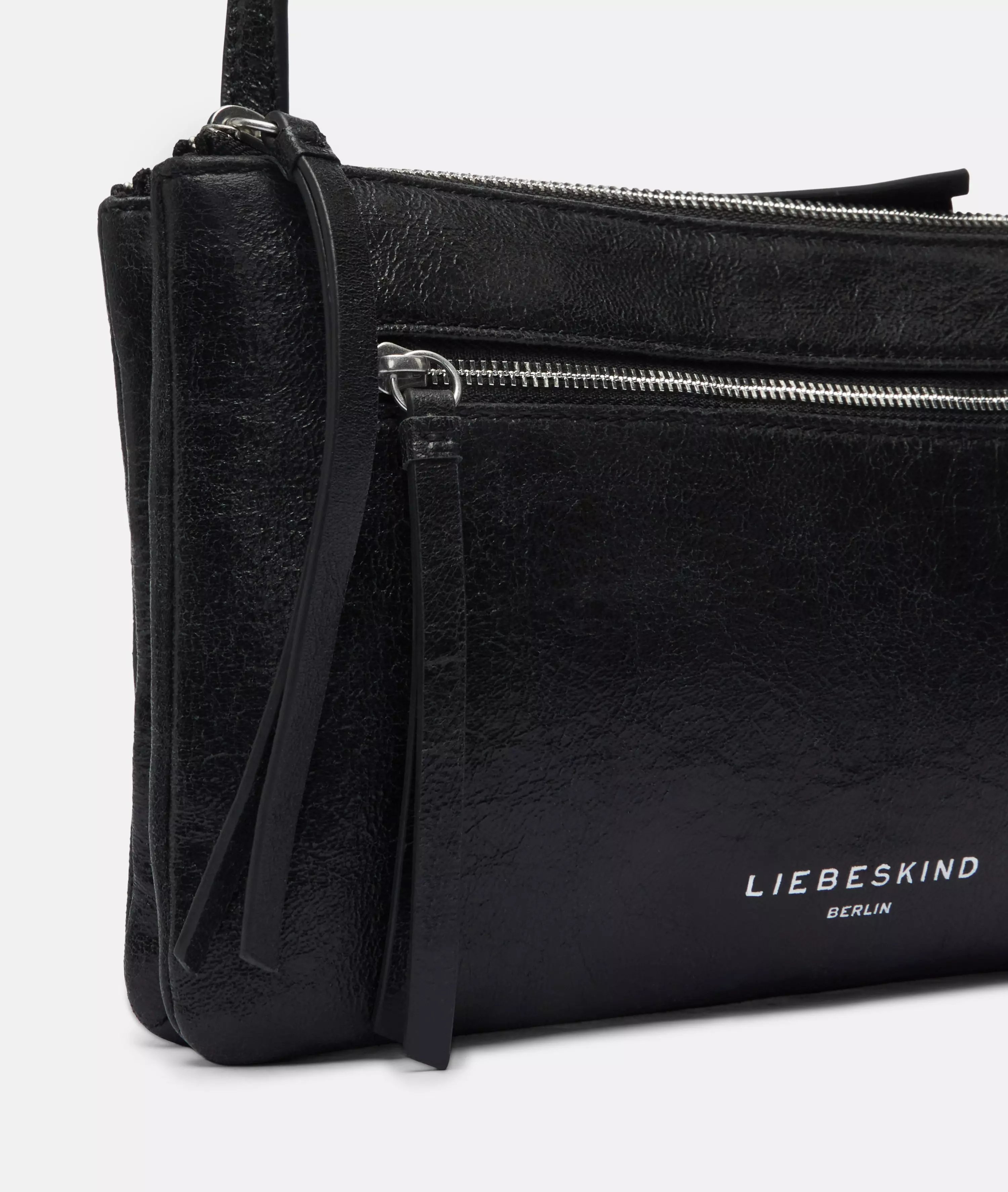 Crossbody Handy shoulder bag in soft lamb leather with crinkle effect