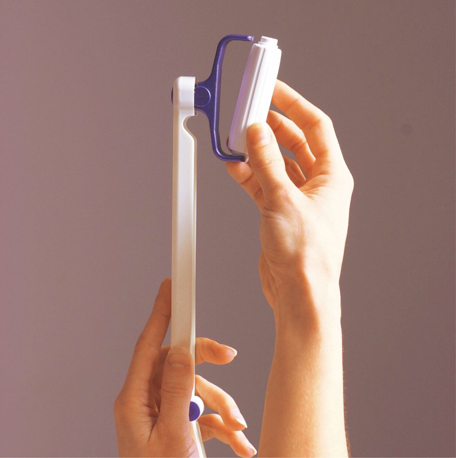 Creme Roller mit 3 Applikatoren