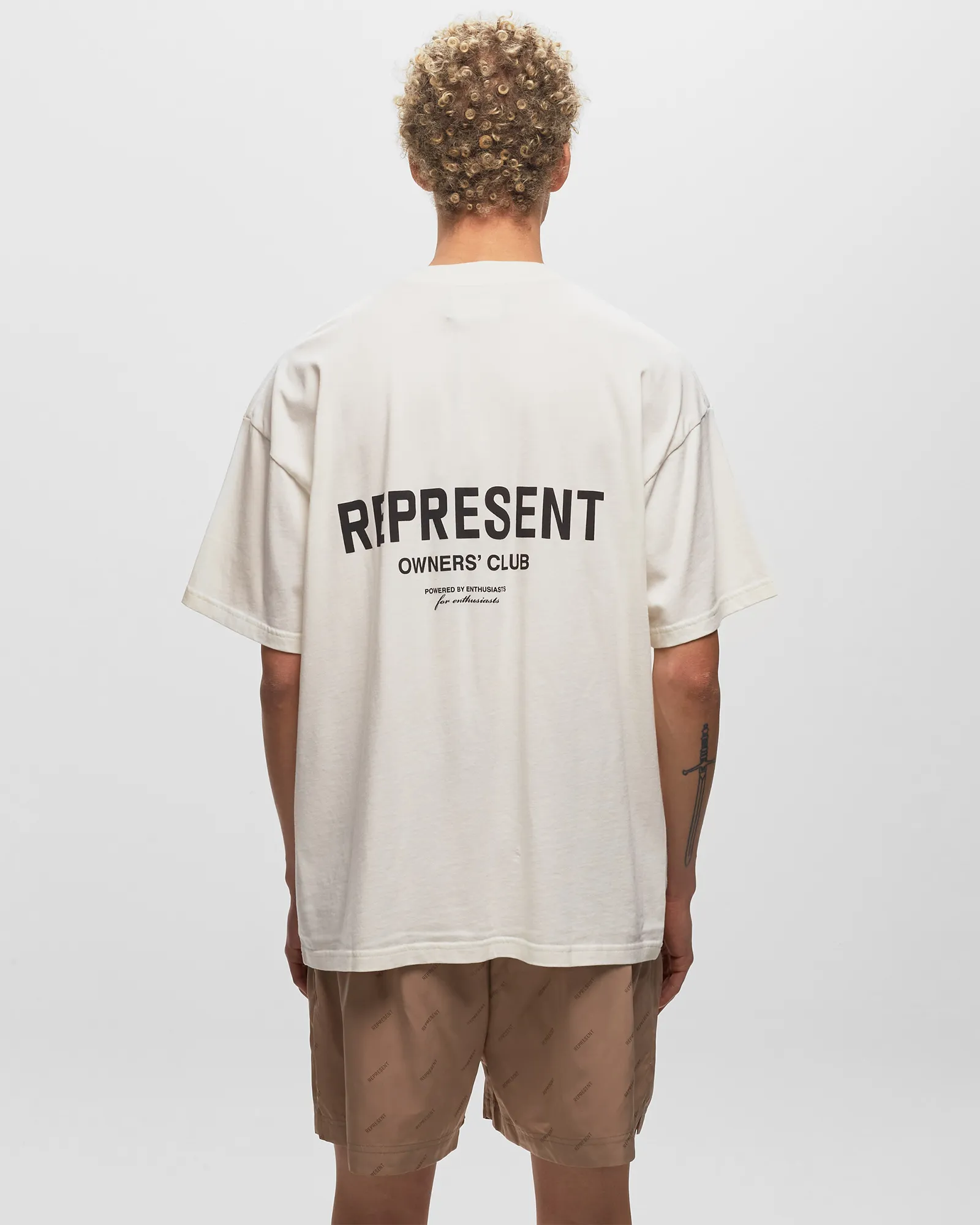 Represent REPRESENT OWNERS CLUB TEE