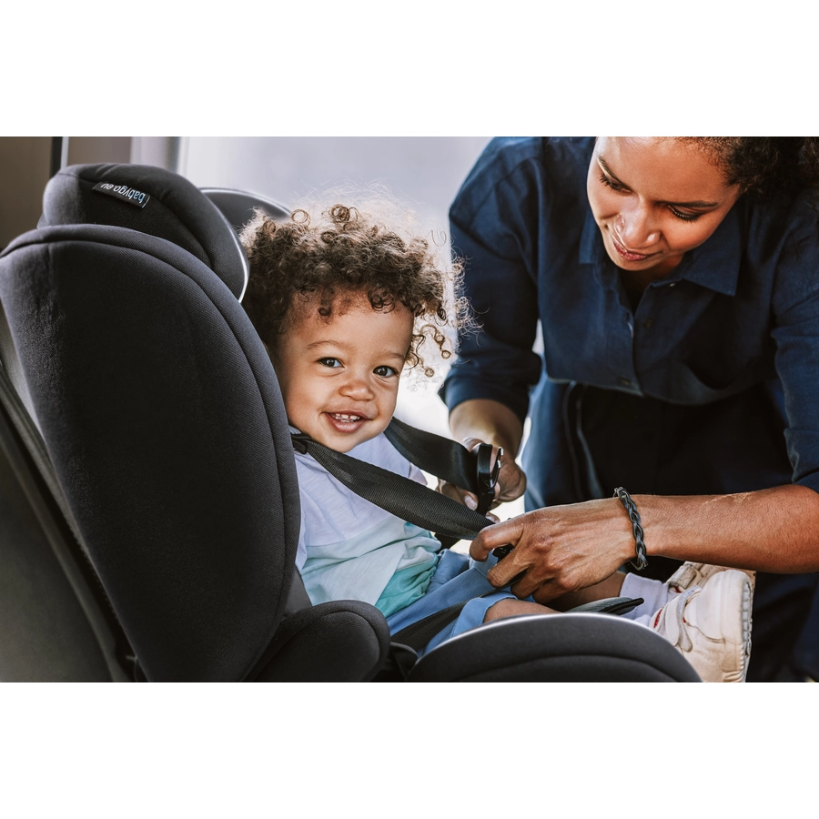 babyGO Kindersitz FreeFix Black