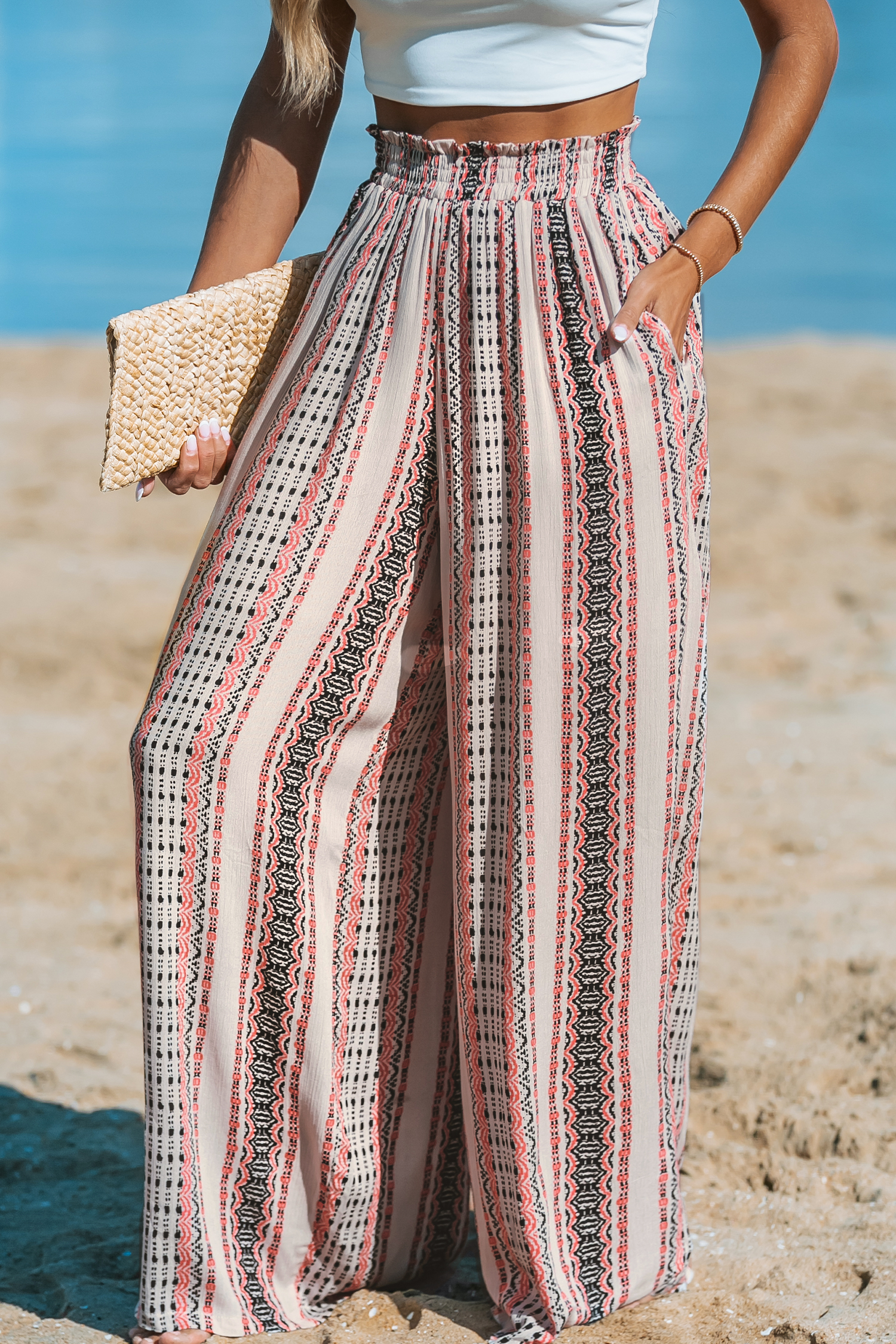 Pantalon avec jambe large et taille à smocks à rayures boho
