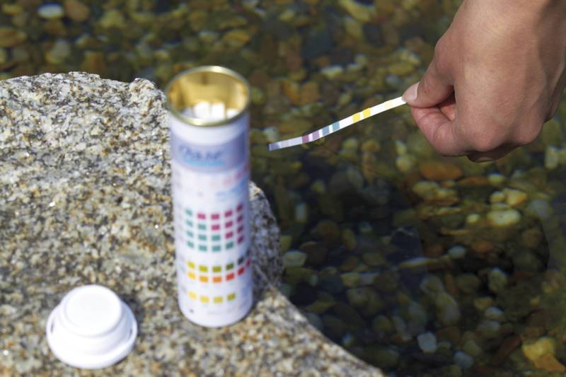 AquaActiv QuickSticks 6in1 Analyseren van water