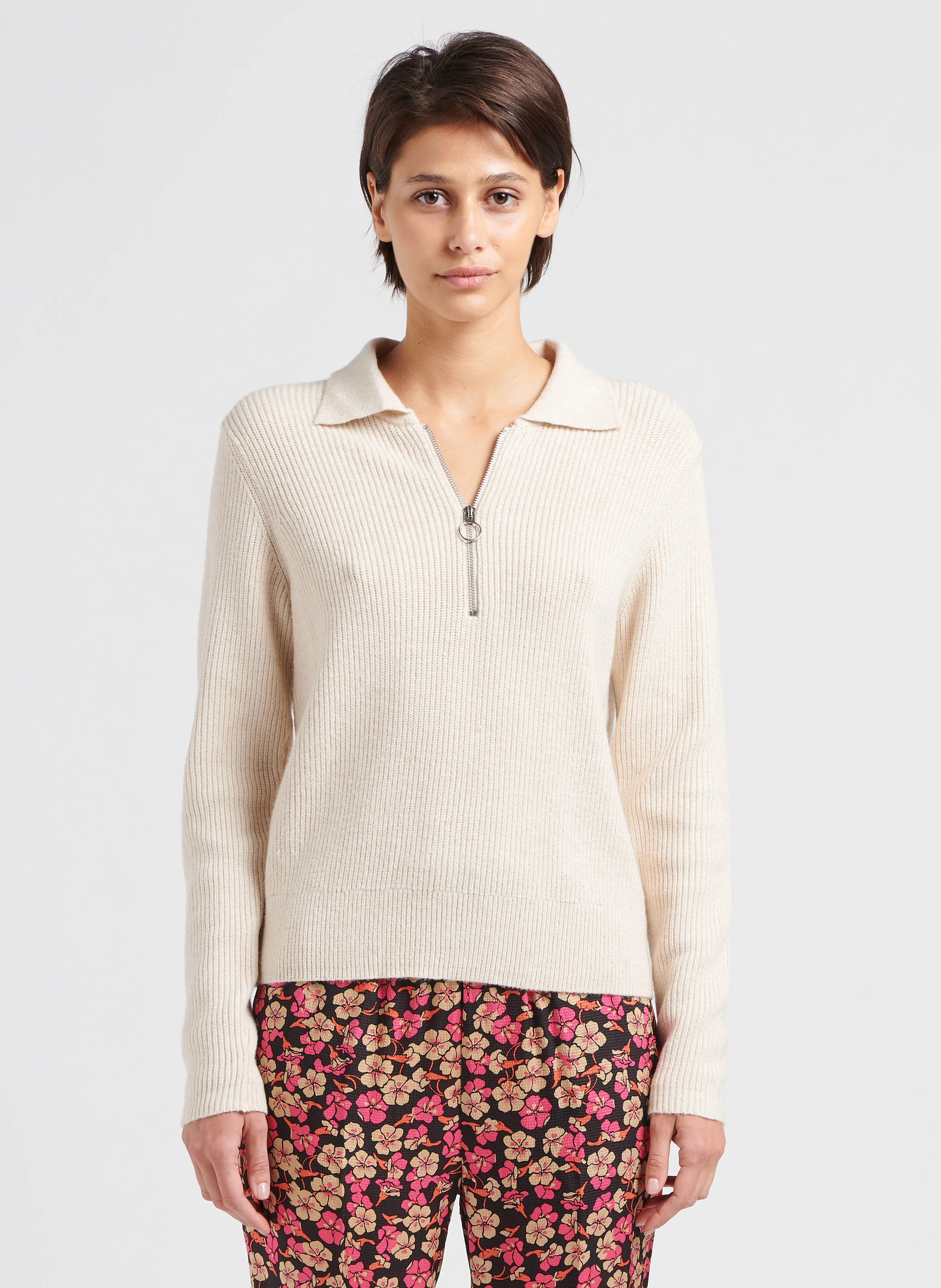 Pull col classique en maille mélangée| Beige