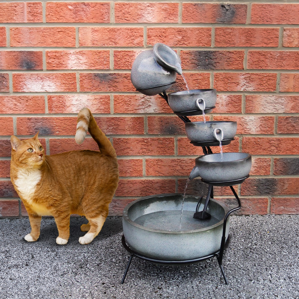 Fonte de água para gatos movida a energia solar - Verde