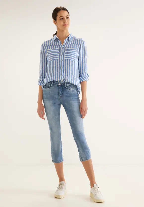 Slim Fit Jeans in 3/4 - light indigo random wash