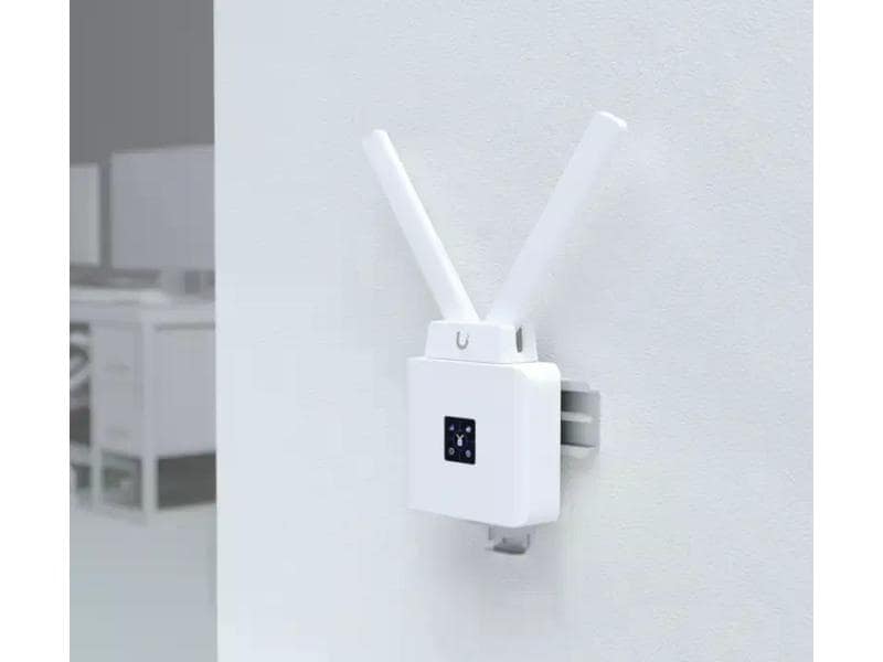 Ubiquiti LTE-Router UMR Mobile Router