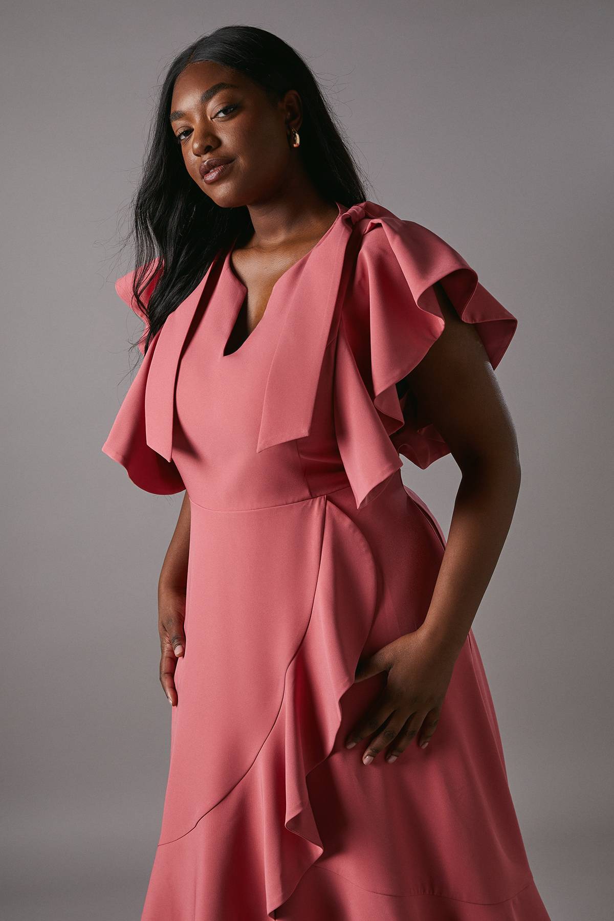 Coast Robe Midi Portefeuille à Volants en Crêpe Plus