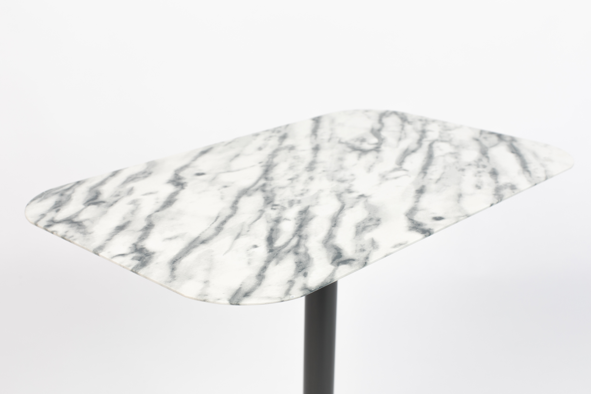 Bijzettafel Snow Snow rond zwart M