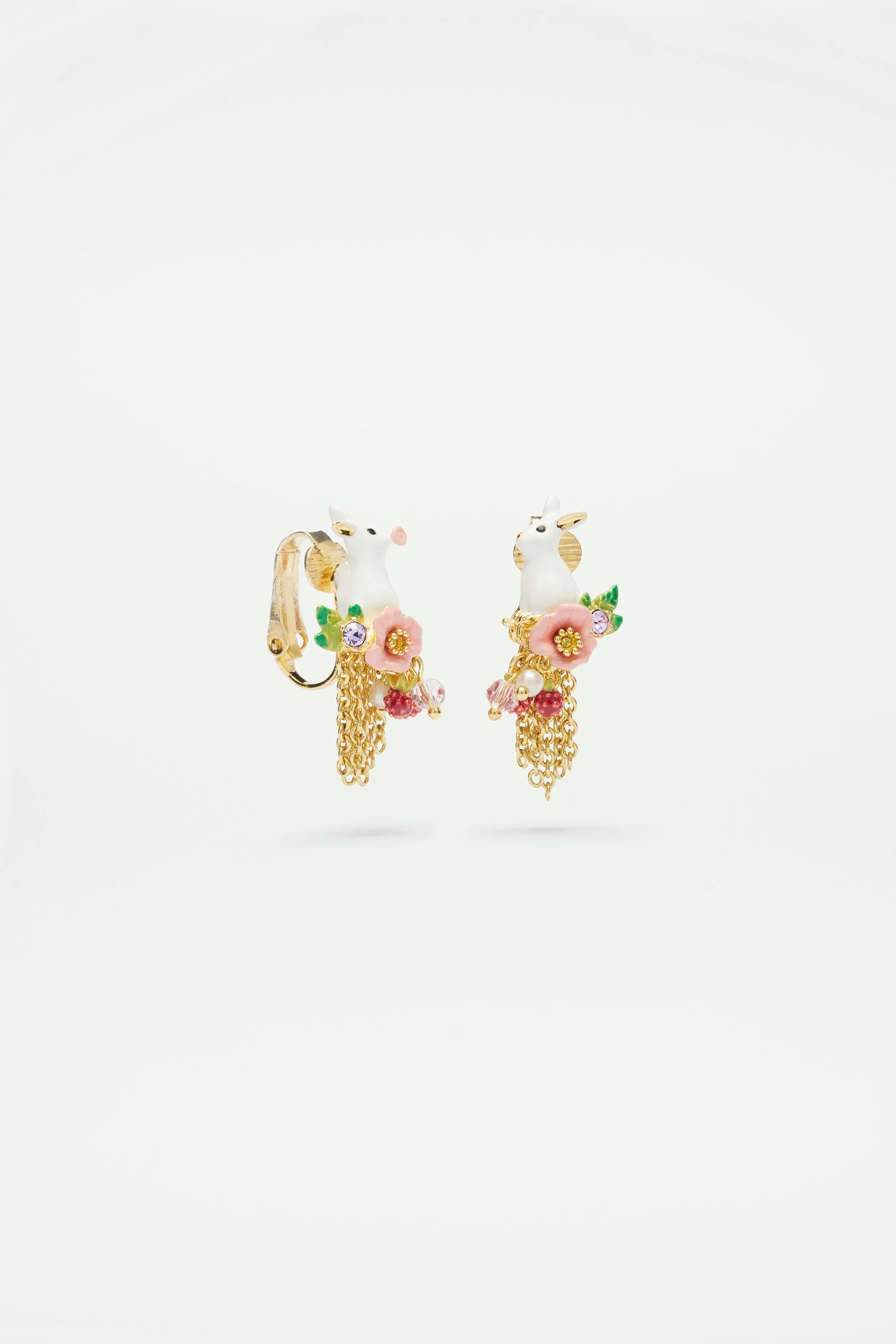 Boucles d'oreilles asymétriques lapin et chaînettes | Blanc