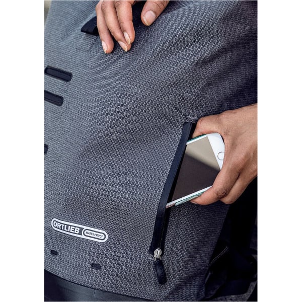Sac à dos lifestyle ORTLIEB COMMUTER-DAYPACK URBAN 27L INK
