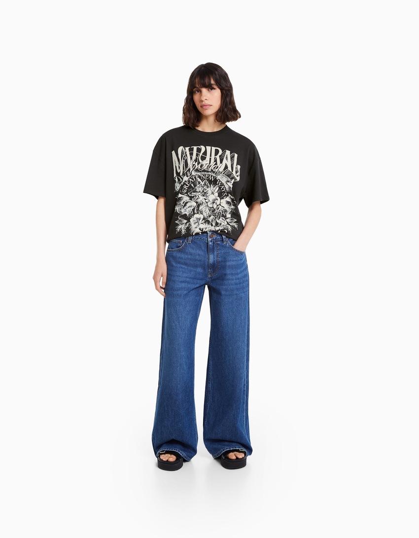 Camiseta oversized de manga curta estampada