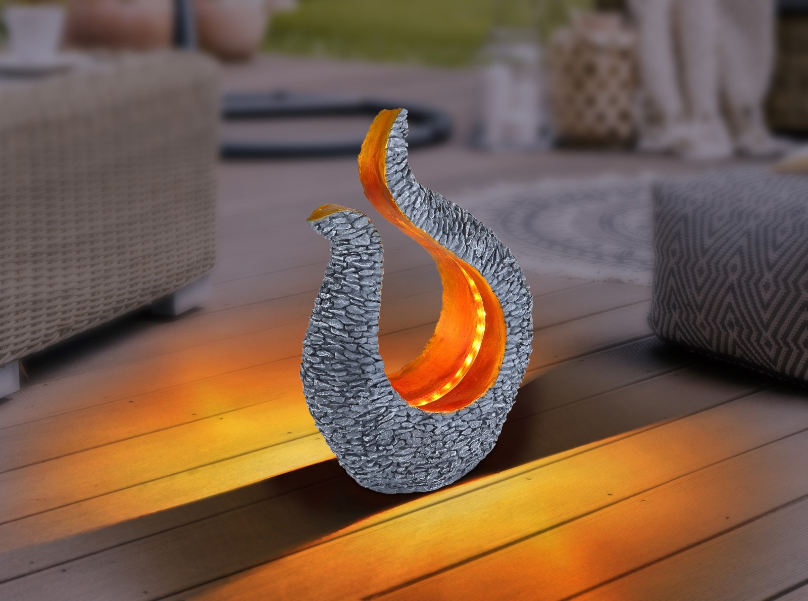 Solarleuchte - steingrau-goldfarben - Skulptur-Design