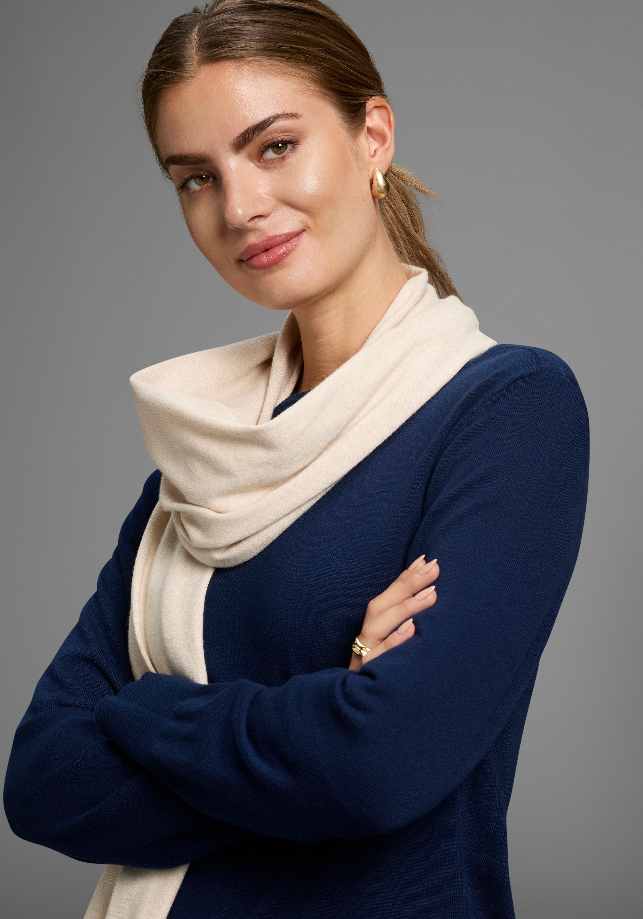 Laura Scott Strickschal , in Maxi-Grösse mit modischen Rippenabschlüssen - NEW