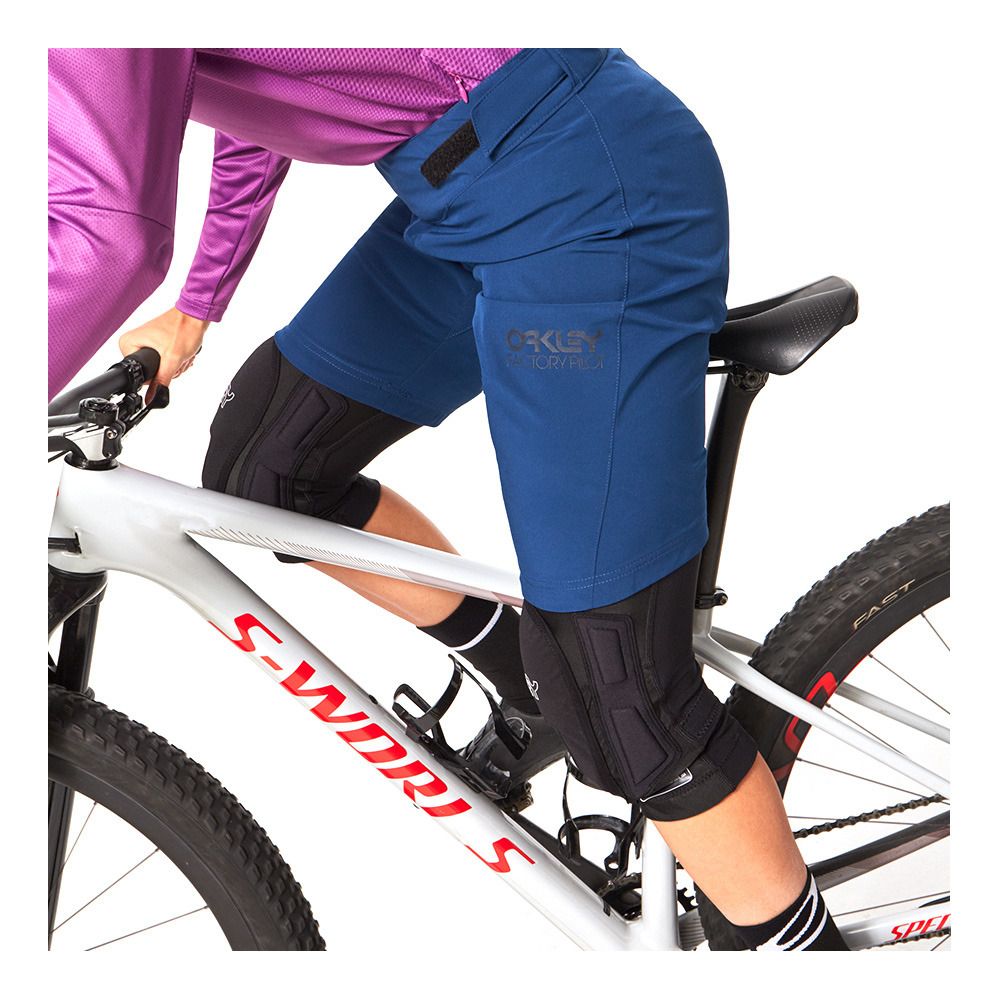 Oakley FACTORY PILOT LITE - Short Femme poseidon