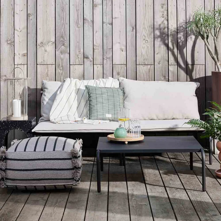OYOY - Furi Outdoor Lounge Sessel, beige / schwarz