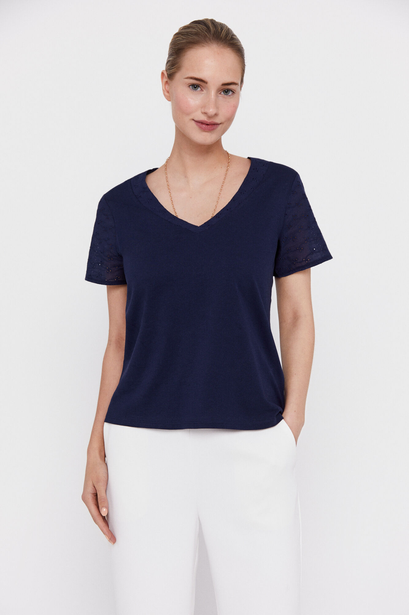 Camiseta combinada bordada em inglês - Azul Marinho