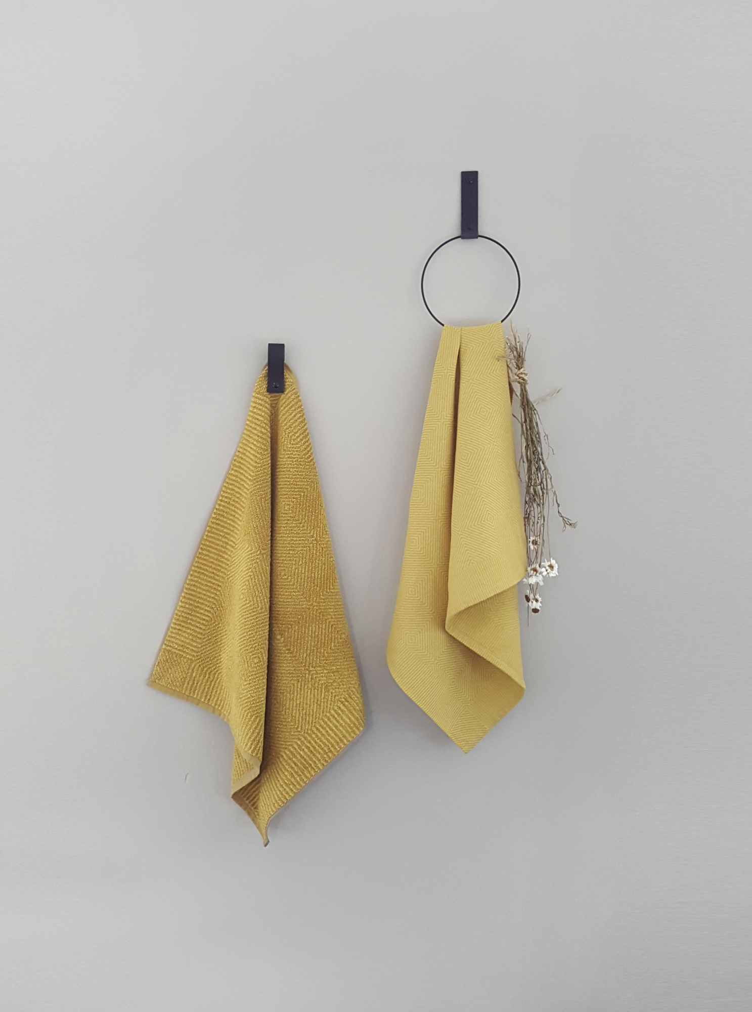 Leren handdoekring maat S (ring zwart) 2x leren Handdoekring  |  VINTAGE GREY maat S