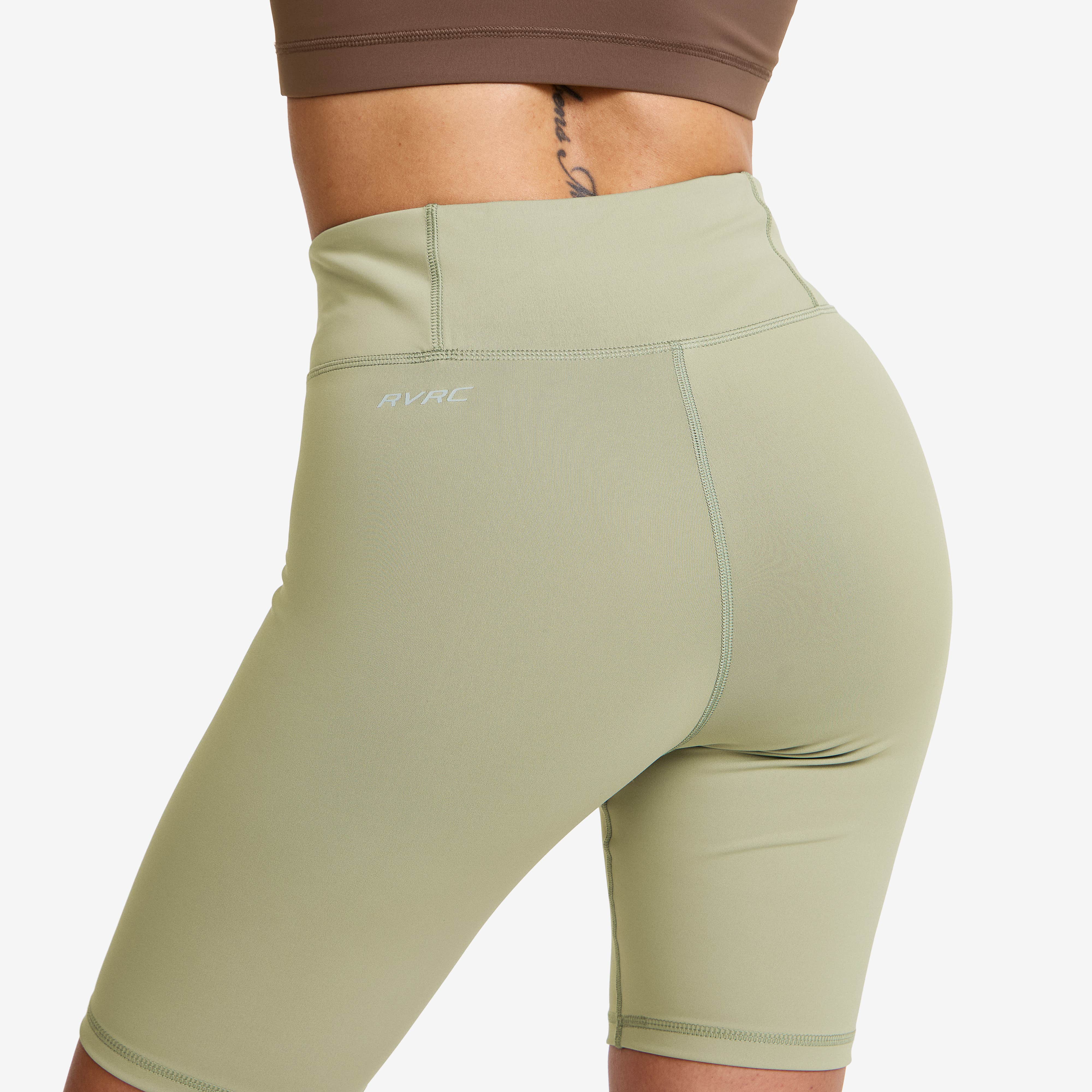 Flow High-waisted Biker Shorts Dame Shadow