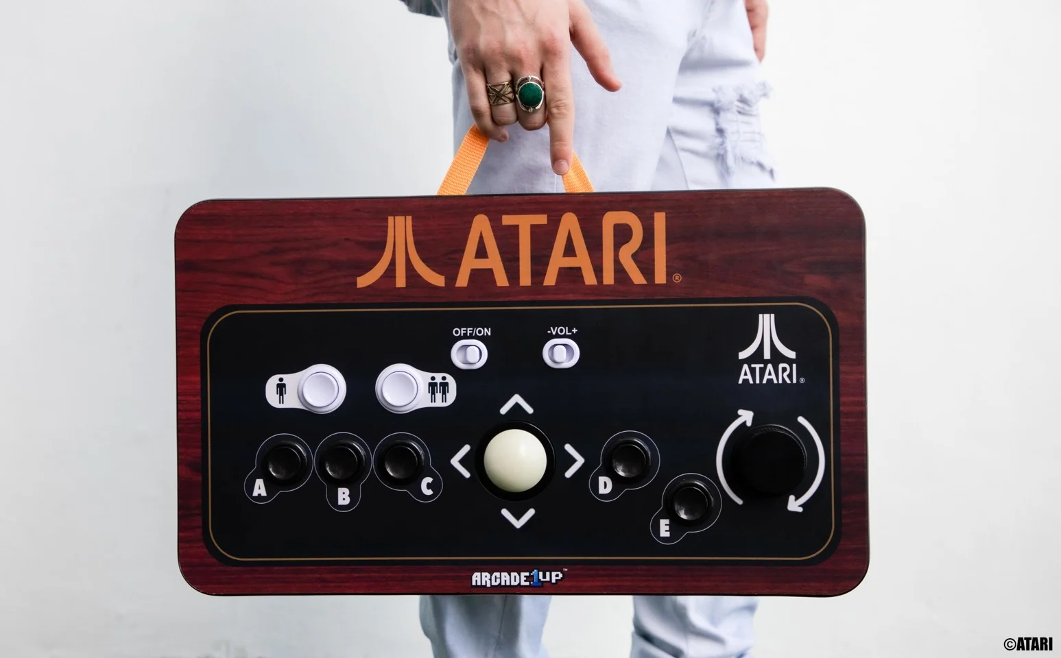 ARCADE 1 Up - Atari Couchcade - Cast Arcade Games to your TV!
