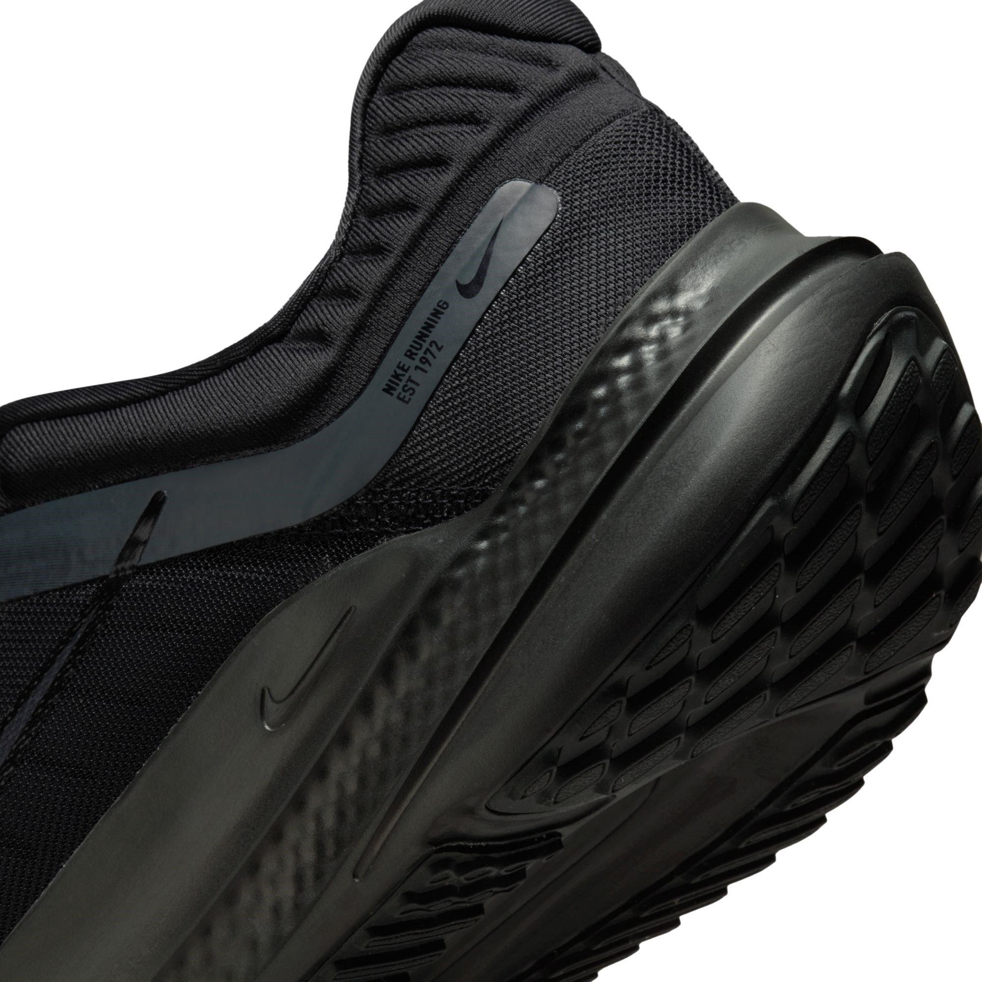 Nike Quest 5 Trainers Mens