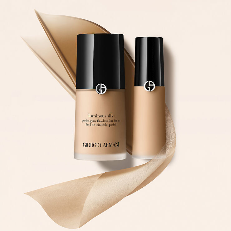 Armani Luminous Silk Foundation