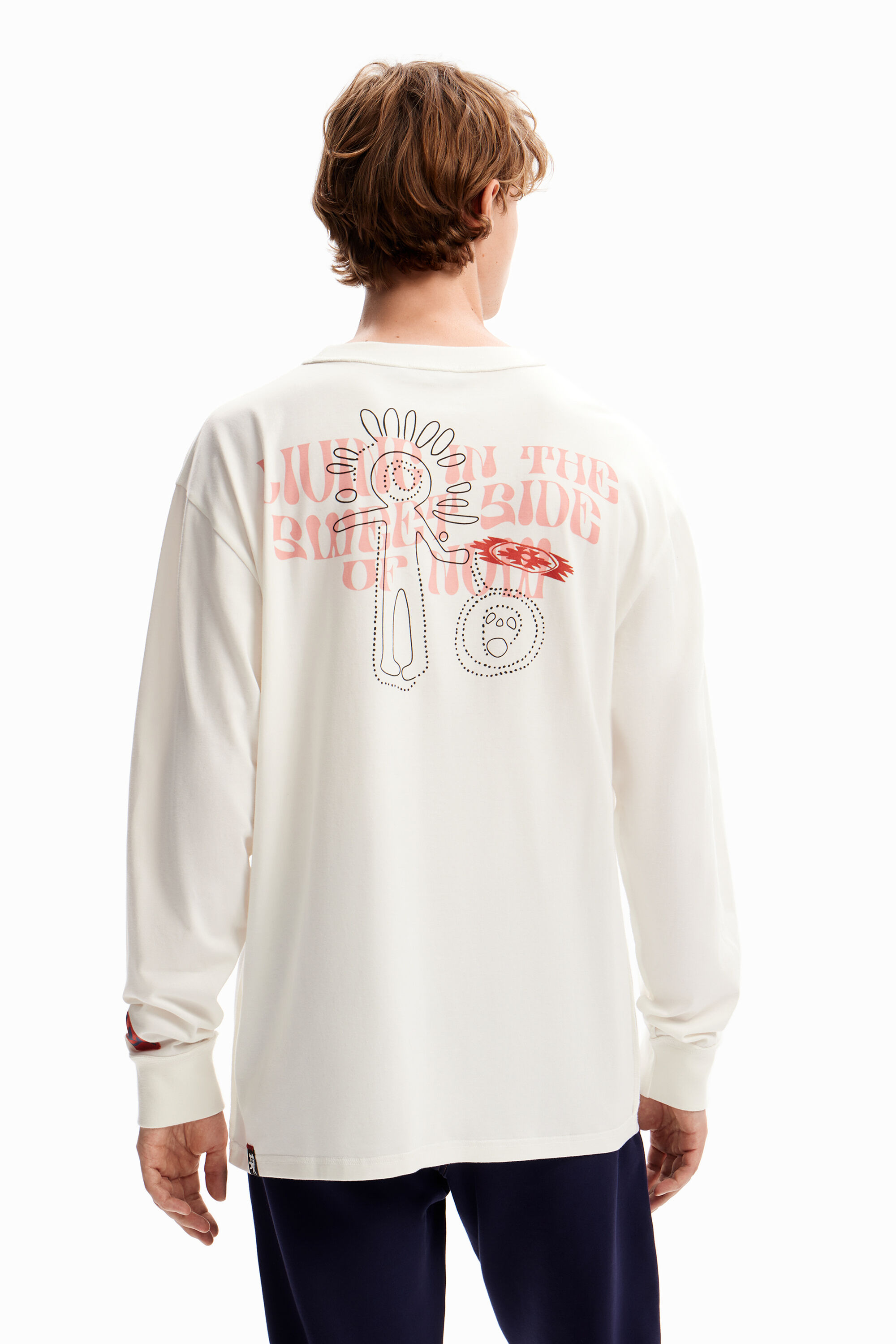 T-shirt arty messages