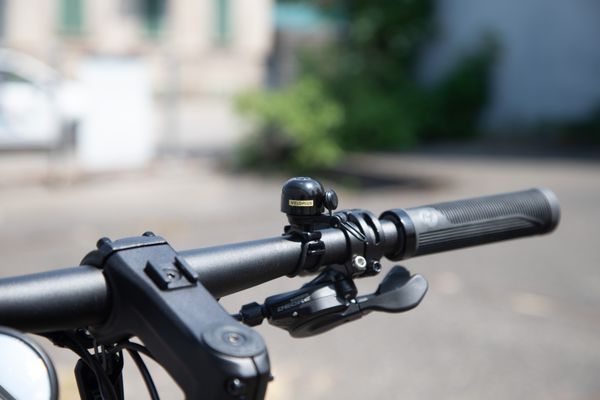 EASYFIT Glocke mit Gummiband-Befestigung  schwarz