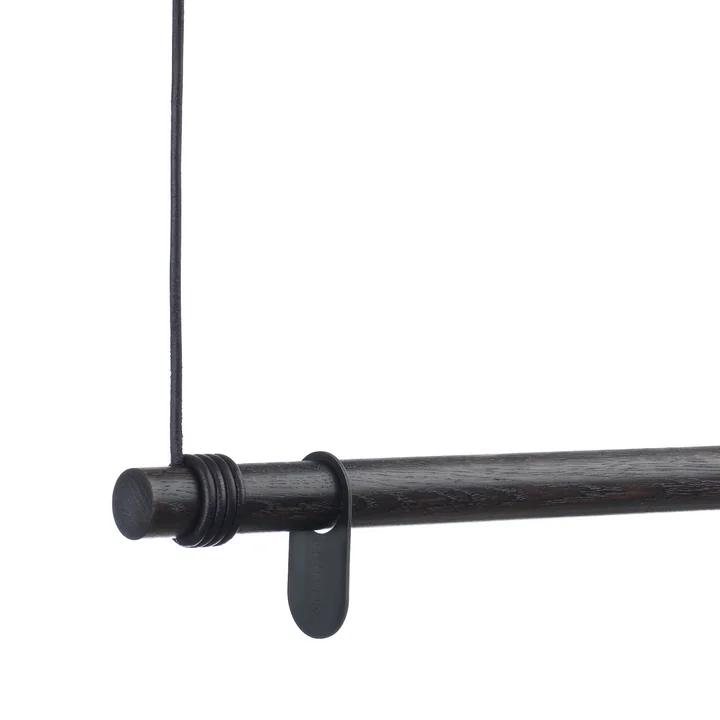 Lind DNA - Swing Hängegarderobe M (80 cm), Eiche schwarz / Leder schwarz