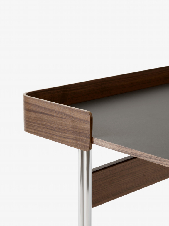 &tradition Pavilion AV17 bureau mushroom