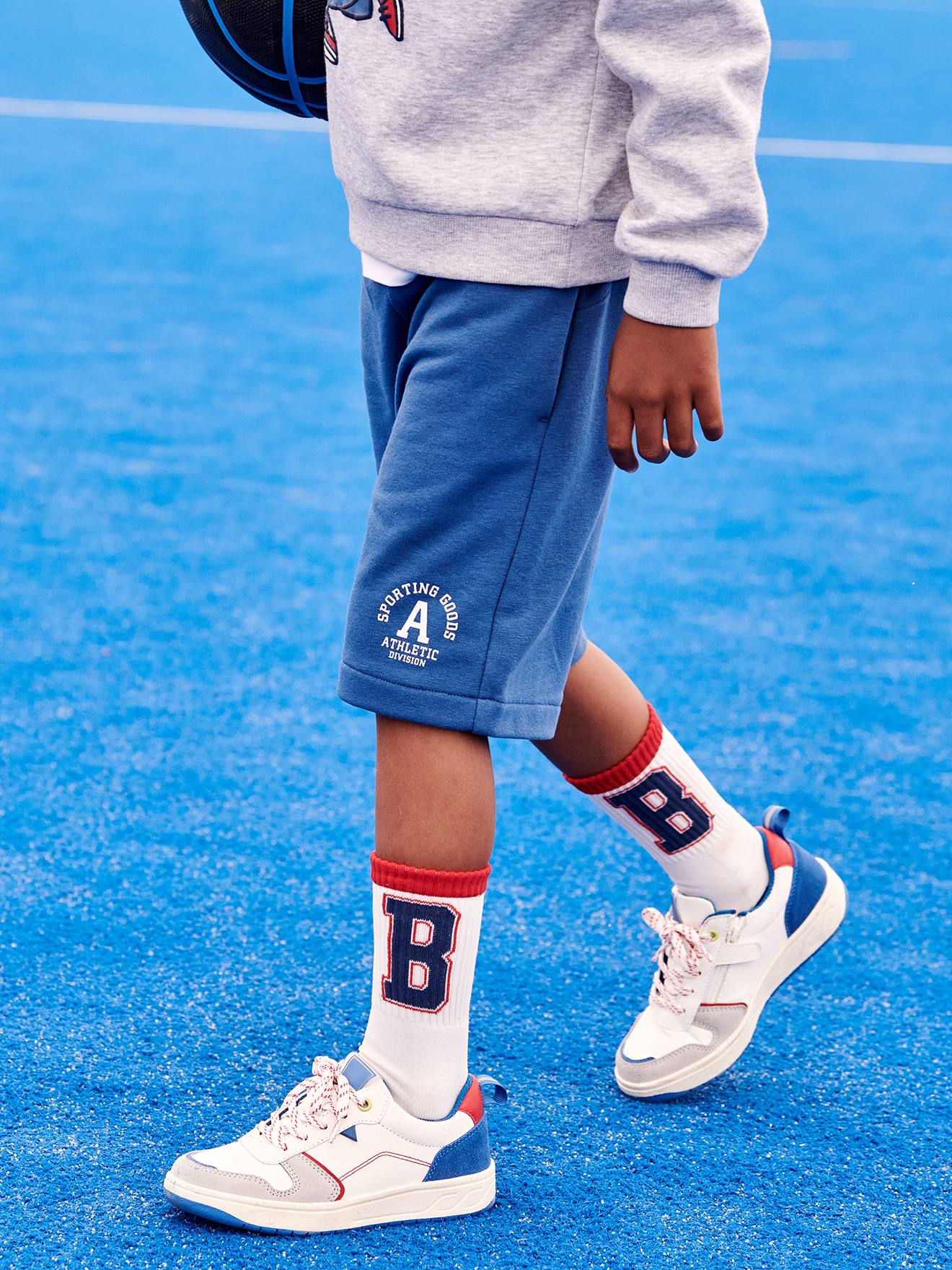 Calções desportivos de lã polar azul elétrico para meninos