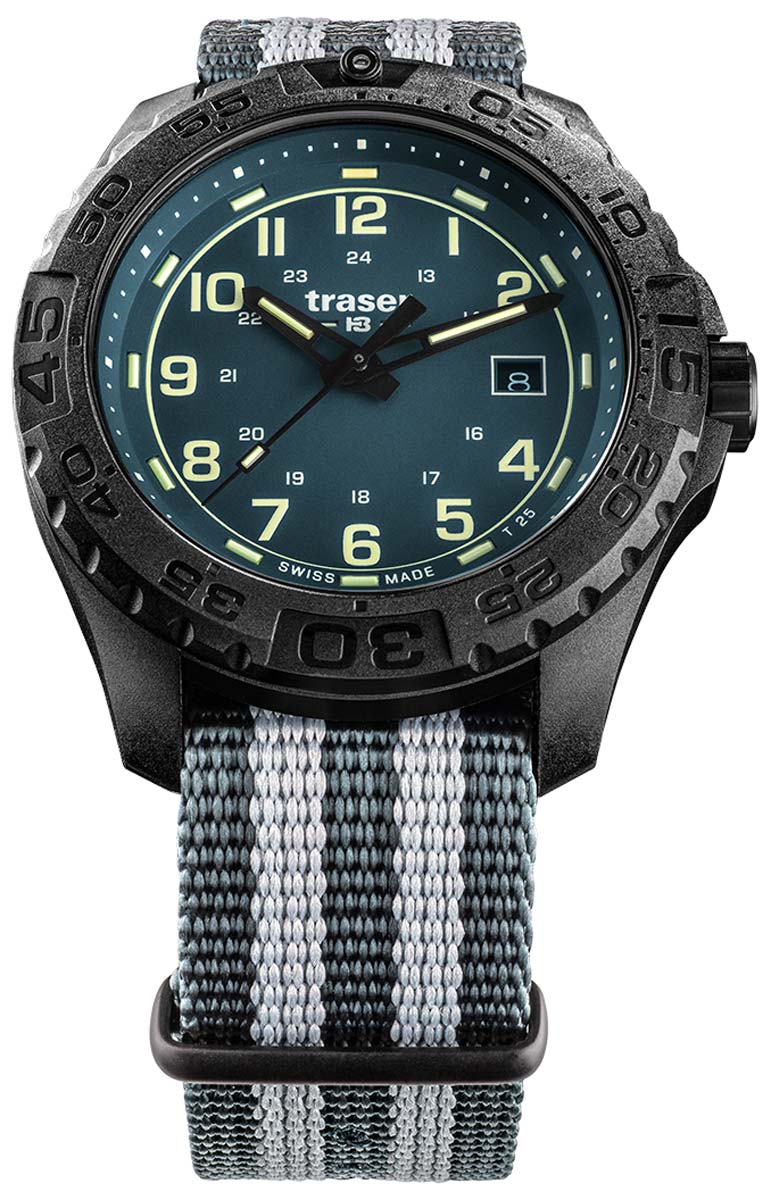 Traser Herrenarmbanduhr 109041 - 44 mm