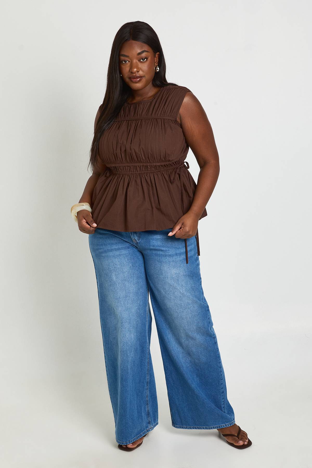 boohoo Haut En Popeline Froncée Grande Taille