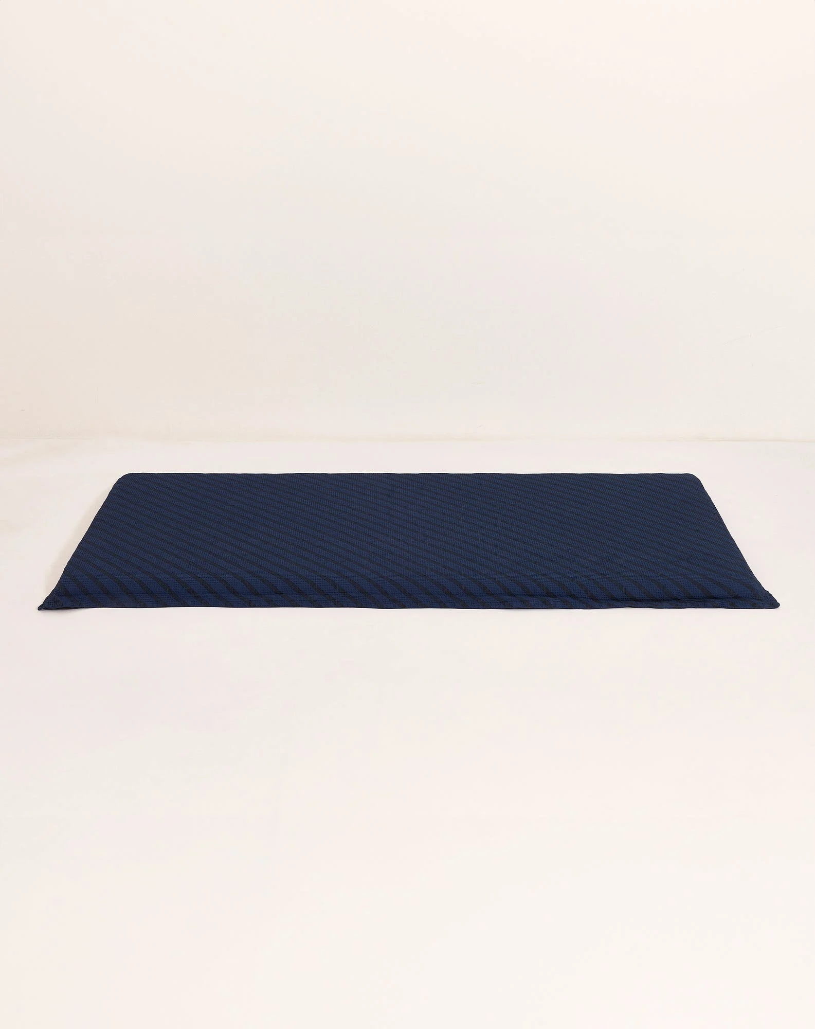 Matelas de sol landscape en coton lavé gaufré | Bleu