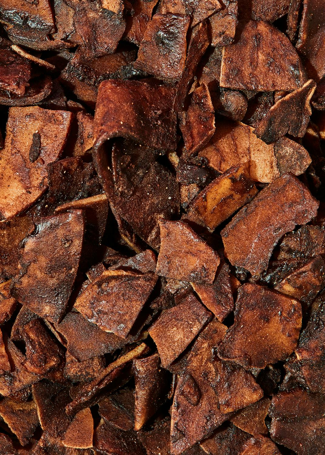 Dunkel geröstete Bio Kokoschips mit Kakao 1 kg