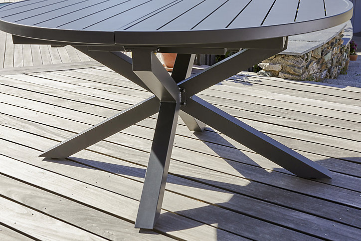 Table de jardin extensible Pelosa en aluminium coloris gris anthracite L.145/199 x l.145 x H.75 cm