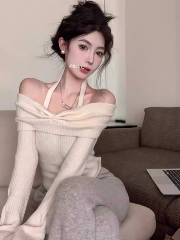Shinsei - Haltertop met lange mouwen en off-shoulder ribgebreide top