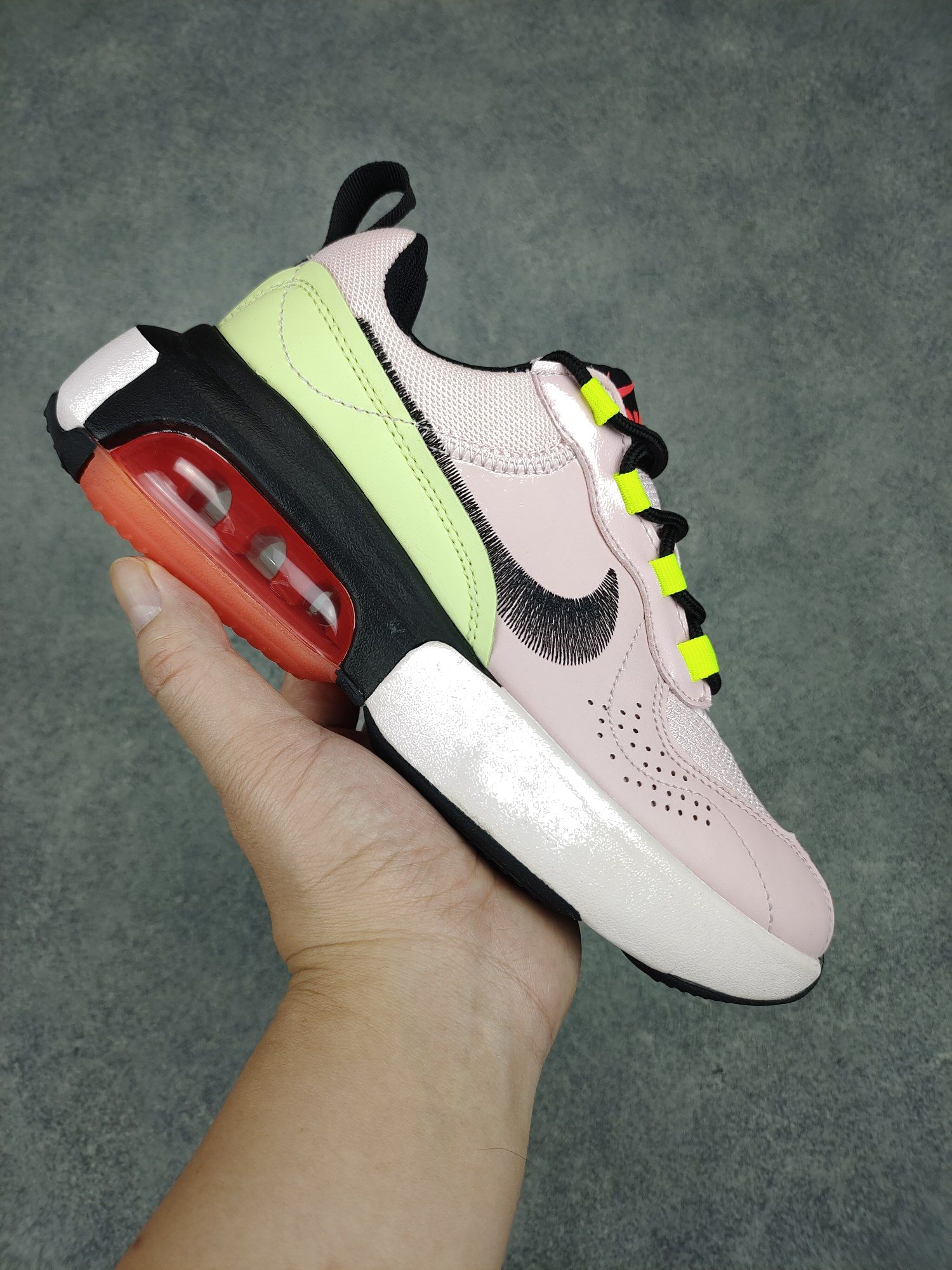 Nike Air Max Verona CK7200-800 Dames Schoenen