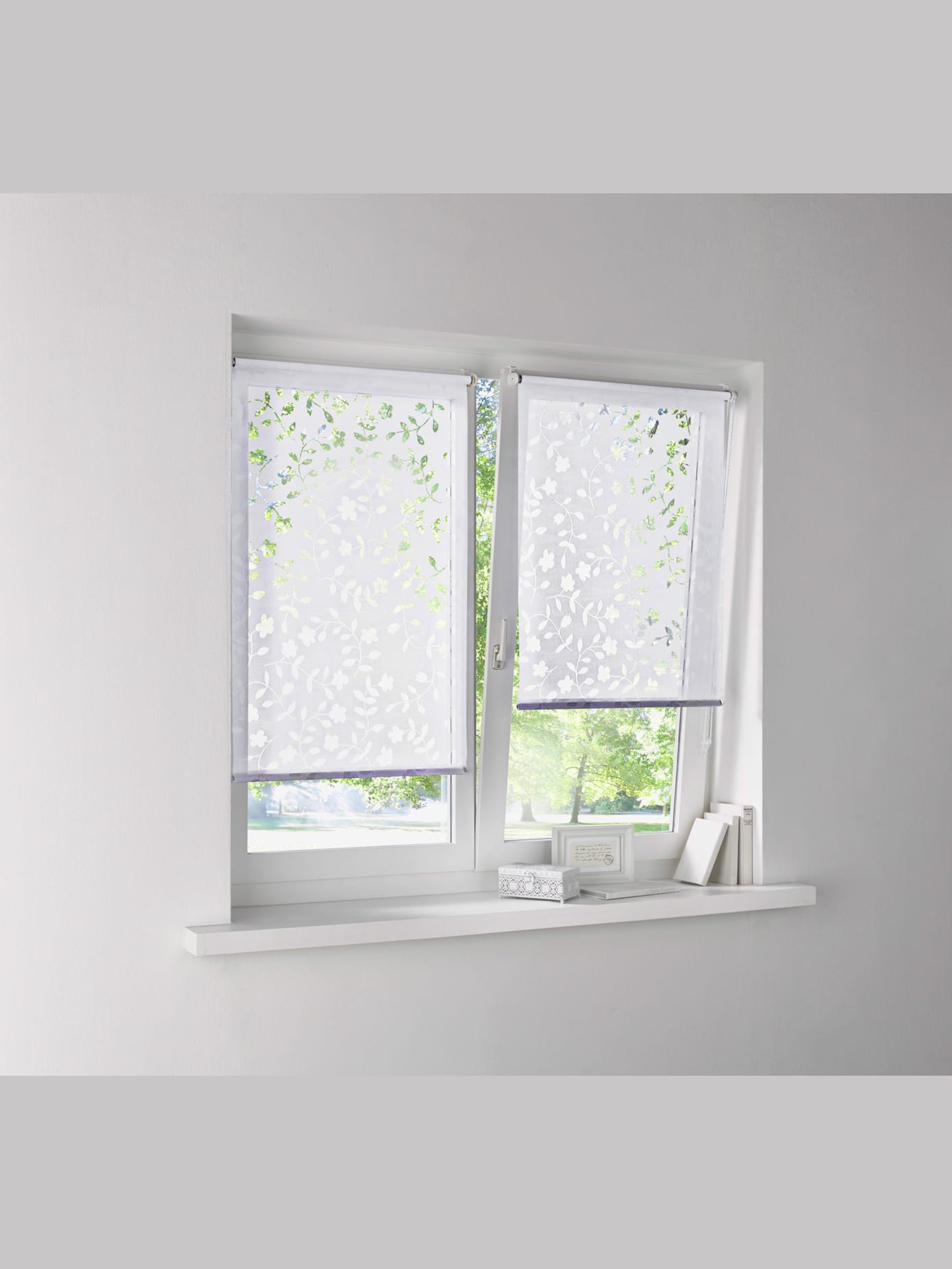 Store matière semi-transparente