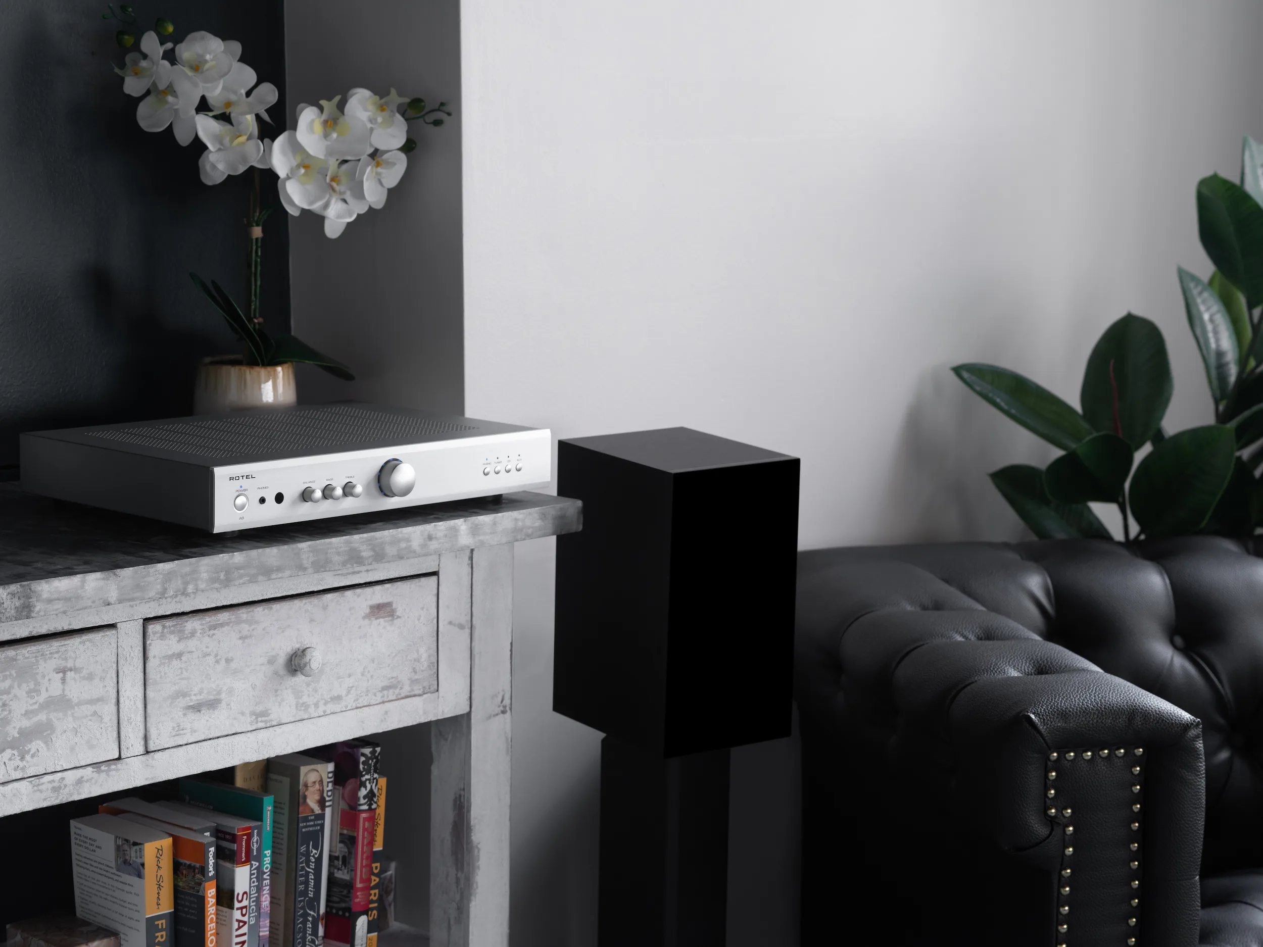 Rotel A-8 Silver Amplis hi-fi stéréo