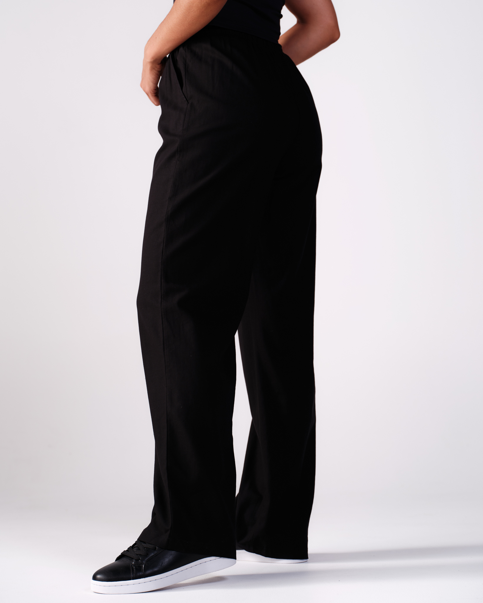 Weightless Lisa Linen Mix Trousers Black