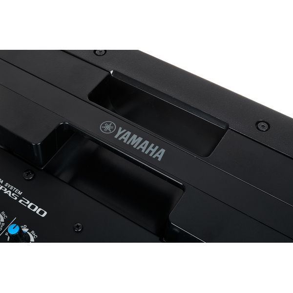 Yamaha Stagepas 200BTR