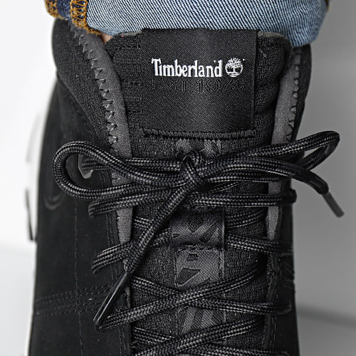 Baskets Windsor Trail Mid A5TXG Black Nubuck