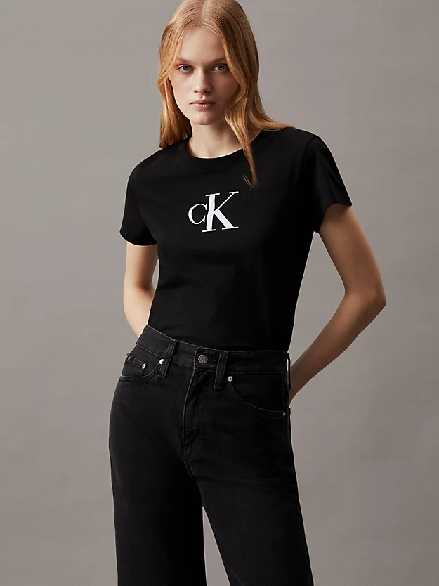 Camiseta slim fit com monograma