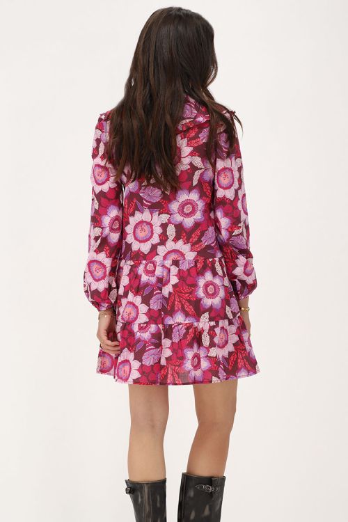 Bruine jurk met roze bloemenprint