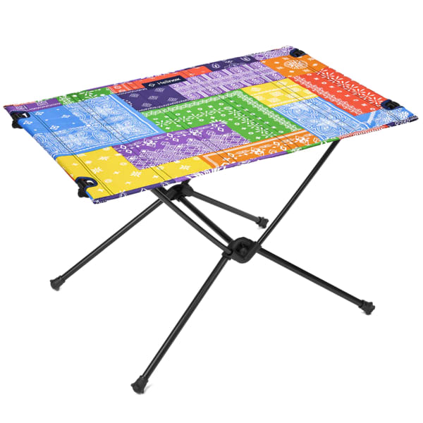 Table camping HELINOX TABLE ONE HARD TOP RAINBOW BANDANA/BLACK