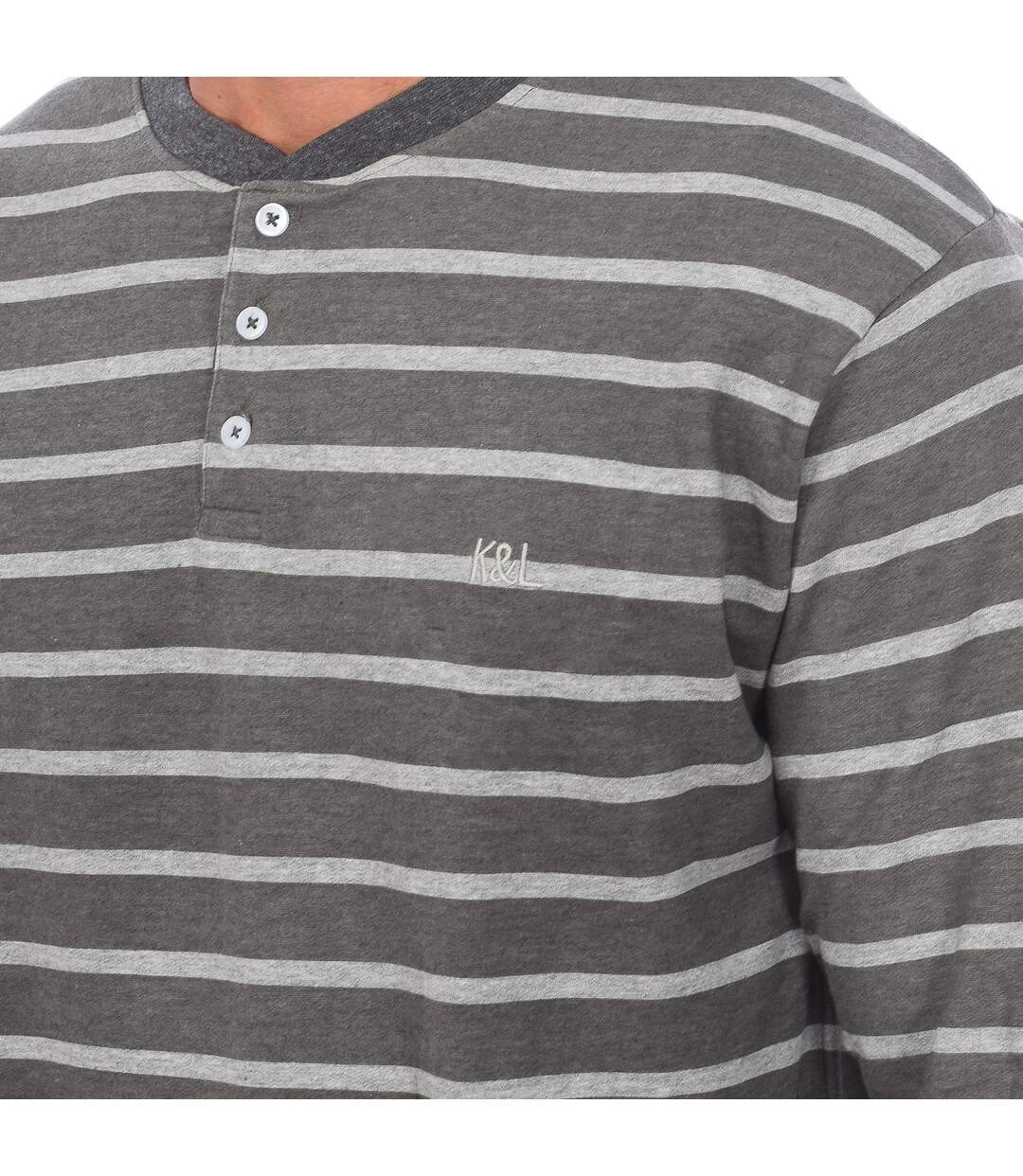 STRIPED long-sleeved pajamas